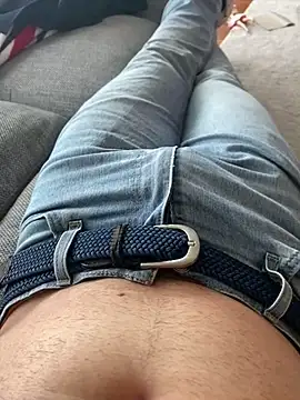 Mysteriousman83 online show from 02-12-25, 05:16