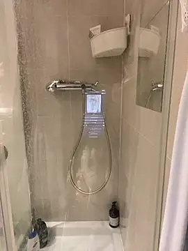 Mysteriousman83 online show from 12-29-24, 05:44