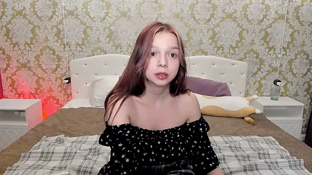 Snapshot of crystal_lilith chatting on 01-31-25, 10:52 crystal lilith online show from 01-31-25, 10:52