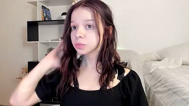 Snapshot of crystal_lilith chatting on 02-12-25, 03:16 crystal lilith online show from 02-12-25, 03:16