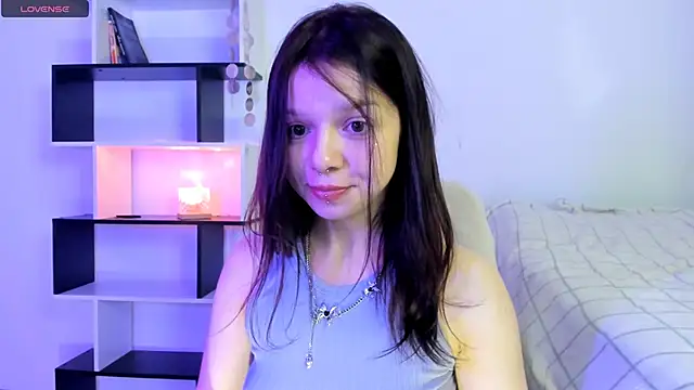 Snapshot of crystal_lilith chatting on 02-08-25, 04:35 crystal lilith online show from 02-08-25, 04:35