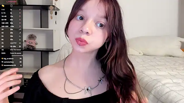 Snapshot of crystal_lilith chatting on 02-12-25, 10:59 crystal lilith online show from 02-12-25, 10:59
