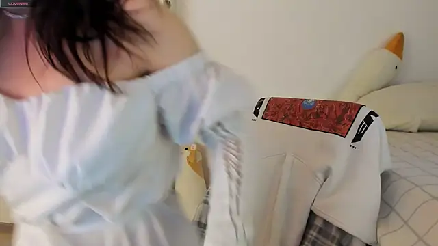 Snapshot of crystal_lilith chatting on 03-14-25, 05:27 crystal lilith online show from 03-14-25, 05:27