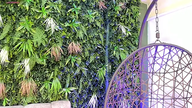 april dumont online show from 09-19-25, 01:15