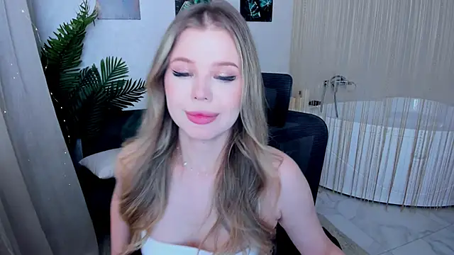FollowLovee online show from 09-28-25, 12:01