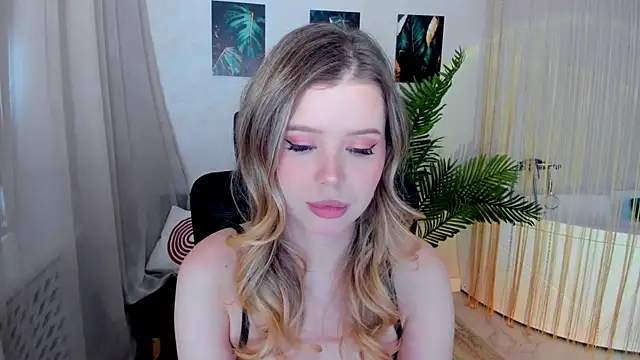 FollowLovee online show from 04-11-26, 04:31