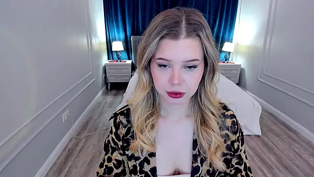 FollowLovee online show from 01-17-26, 03:32