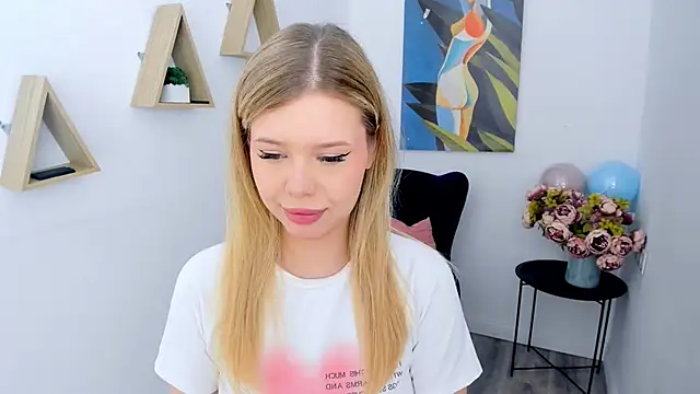 FollowLovee online show from 06-05-26, 03:44