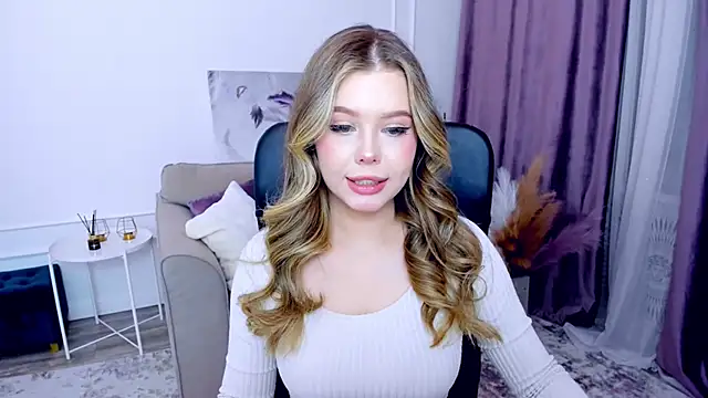 FollowLovee online show from 02-24-25, 07:41
