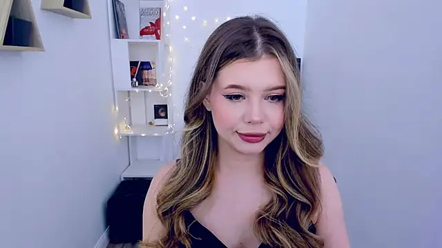 FollowLovee online show from 03-19-25, 11:39
