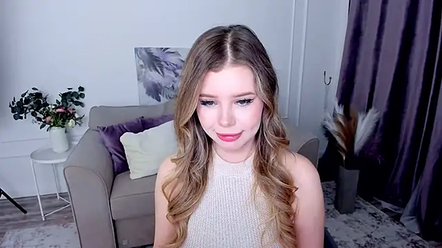 FollowLovee online show from 10-04-25, 07:37
