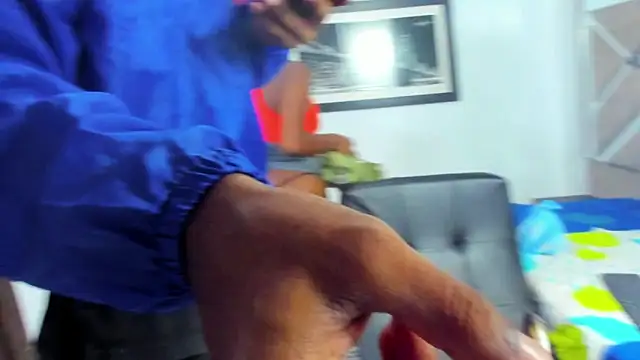 EvaxEmma online show from 11-20-25, 01:45