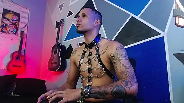 MagnusFrost online show from 09-24-25, 08:04