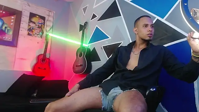 MagnusFrost online show from 10-10-25, 02:56