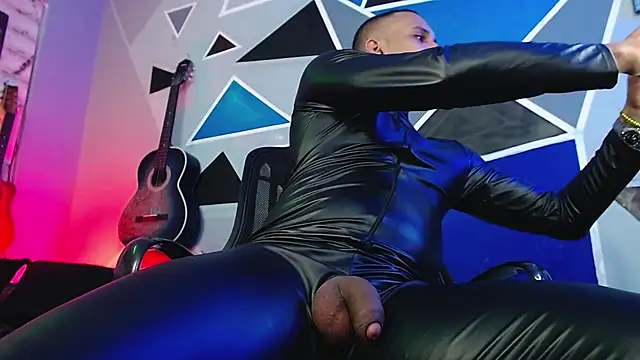 MagnusFrost online show from 09-22-25, 09:15