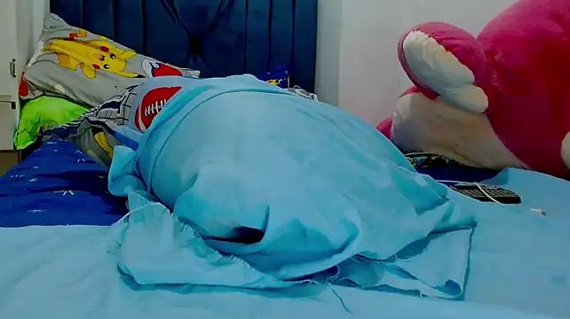 Snapshot of kenyka_bigass chatting on 03-28-26, 12:28 kenyka bigass online show from 03-28-26, 12:28