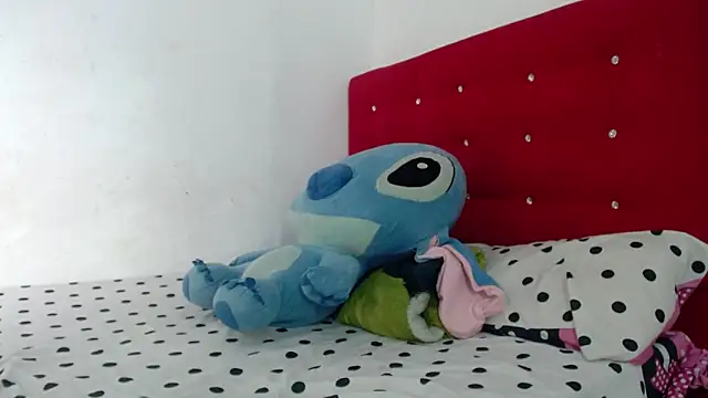 INDIAN HORNY1 online show from 10-18-25, 02:52