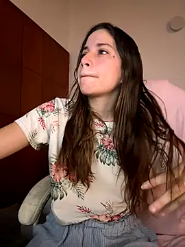 LynnSam  online show from 11-03-25, 04:32