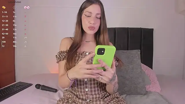 LynnSam  online show from 12-21-25, 01:30