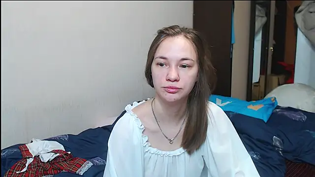 leila bambi  online show from 02-22-25, 11:13