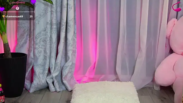 EvaSparks  online show from 05-25-26, 10:30