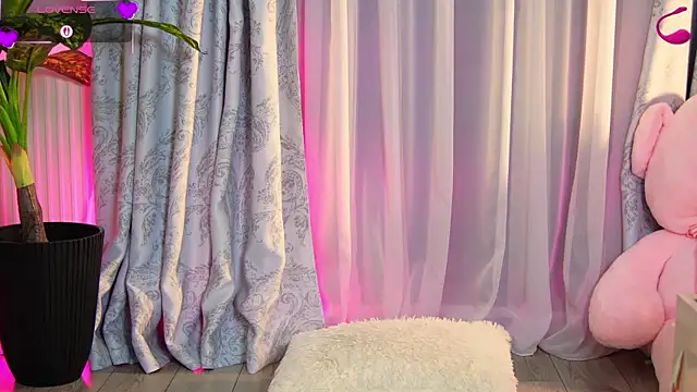 EvaSparks  online show from 05-16-26, 10:31