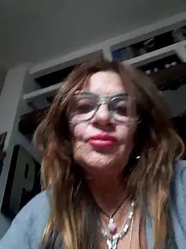 gildamilf online show from 10-25-25, 01:34