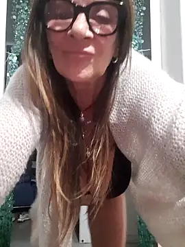 gildamilf online show from 04-13-26, 07:51