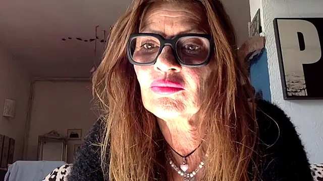 gildamilf online show from 10-04-25, 10:50