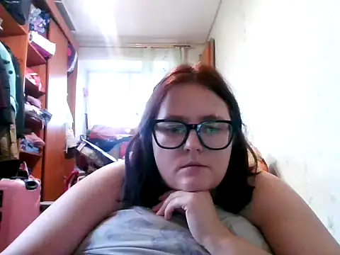 DesireMelissa online show from 10-22-25, 05:40