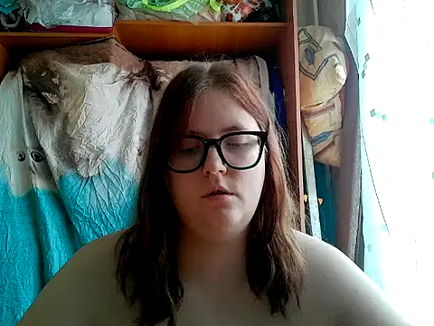 Snapshot of DesireMelissa chatting on 04-19-26, 07:31 DesireMelissa online show from 04-19-26, 07:31