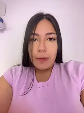 Latina vanessa online show from 02-24-25, 01:24
