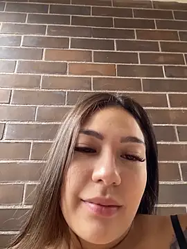 Latina vanessa online show from 06-04-26, 09:19