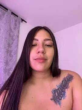 Latina vanessa online show from 03-16-25, 11:37
