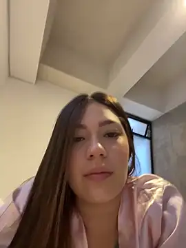 Latina vanessa online show from 06-07-26, 09:42