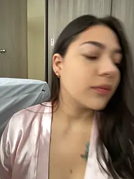 Latina vanessa online show from 02-15-25, 03:17