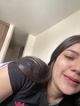 Latina vanessa online show from 09-21-25, 01:27