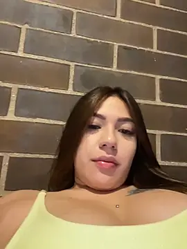 Latina vanessa online show from 06-22-26, 11:46