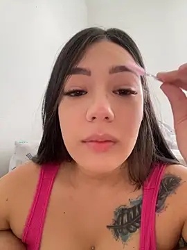 Latina vanessa online show from 10-04-25, 02:07