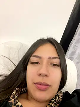 Latina vanessa online show from 09-26-25, 11:55