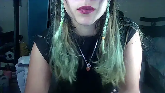 Snapshot of Elith_20 chatting on 03-14-25, 06:42 Elith 20 online show from 03-14-25, 06:42