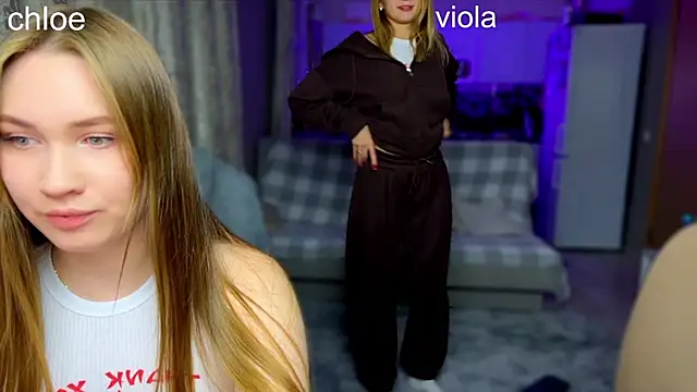 ChloeMillerMeow online show from 10-11-25, 07:04