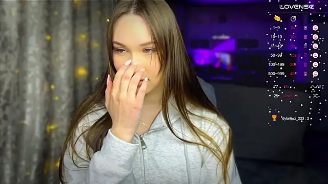 ChloeMillerMeow online show from 09-16-25, 04:41