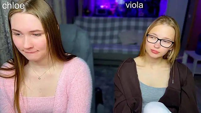 ChloeMillerMeow online show from 10-06-25, 07:47