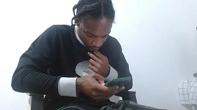 Larry-n-clouds online show from 02-25-26, 02:56