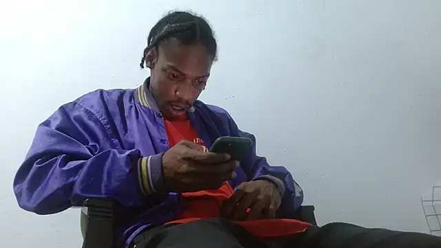 Larry-n-clouds online show from 02-22-26, 02:58