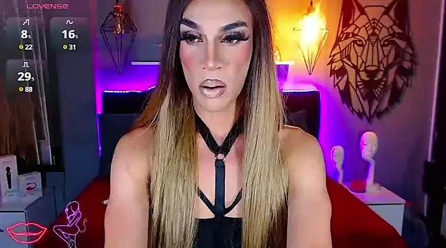 Snapshot of camila_hootie chatting on 02-18-25, 02:38 camila hootie online show from 02-18-25, 02:38