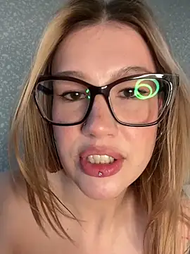 RinaCat online show from 10-02-25, 05:11