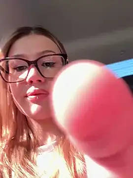 RinaCat online show from 09-18-25, 05:10