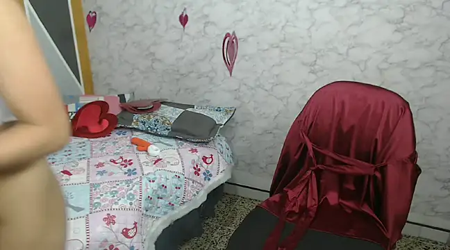 Snapshot of Georgina_Copper chatting on 02-06-25, 04:58 Georgina Copper online show from 02-06-25, 04:58